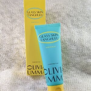 Olivia Umma Glass Skin Tanghulu Shine Muscat Cleanser, 120ml/4.05fl oz